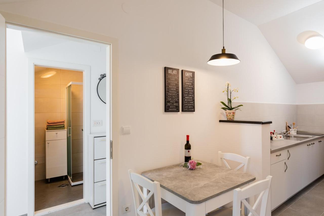 Katarina Apartment *
